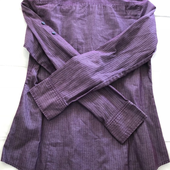 Express button down top - Picture 3 of 3